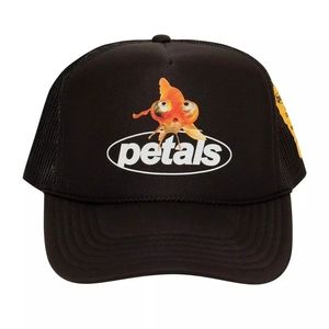 SOLD !!! Petals n Peacocks big fish trucker hat
